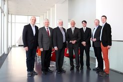 Oberbürgermeister Ulrich Scholten besucht Max-Planck-Institut für
Kohlenforschung