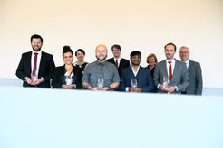 The Ernst Haage Awardees 2020:f.l.t.r: Christian Kahl, Roberta Properzi, Patricia Malkowski (training supervisor MPI CEC), Nico Tchorz, Frank Neese (director MPI für Kohlenforschung), Akash Kaithal, Petra Wedemann (former training supervisor), Crispin Lichtenberg, Walter Leitner (director MPI CEC)